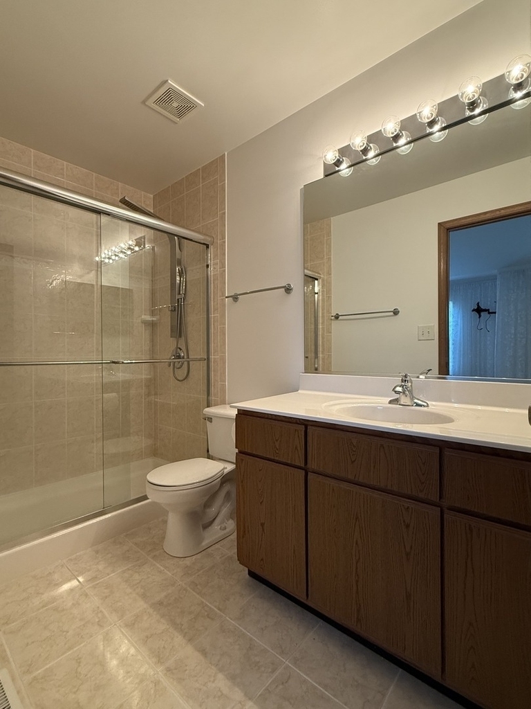 1910 Grove Avenue - Photo 10