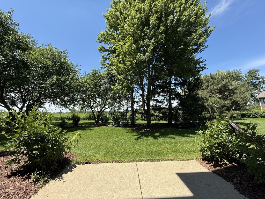1910 Grove Avenue - Photo 18