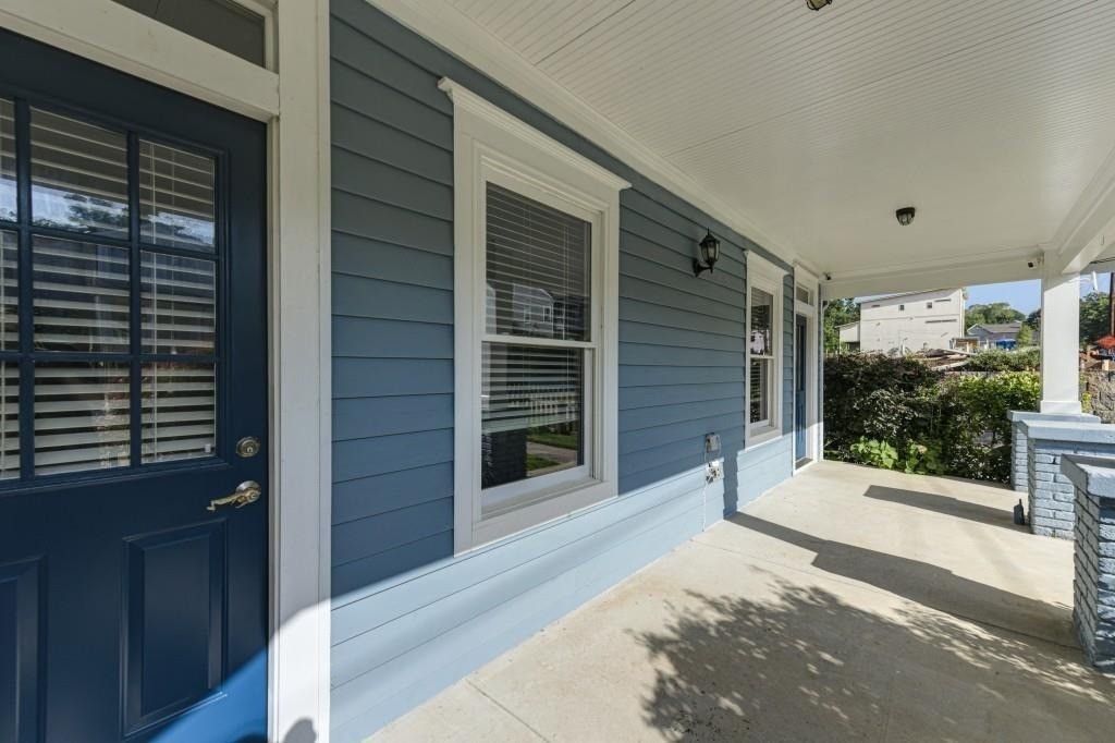 86 Mayson Avenue Ne - Photo 1