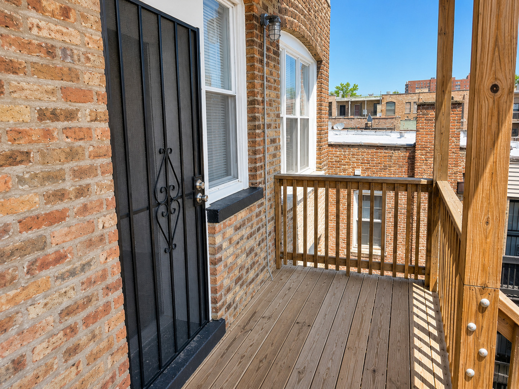 6233 S Langley Avenue - Photo 7