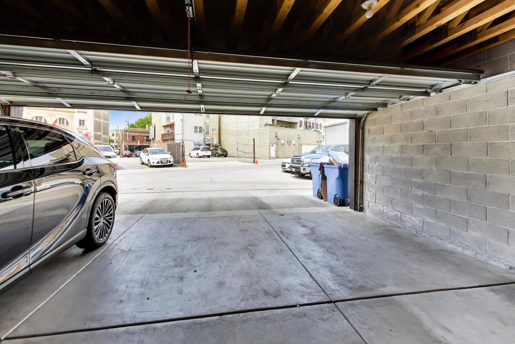 3740 N Clifton Avenue - Photo 24