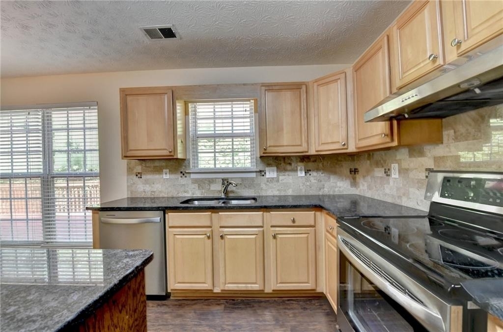 3380 Mcclure Woods Drive - Photo 12