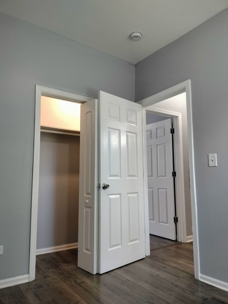 6601 S Green Street - Photo 4