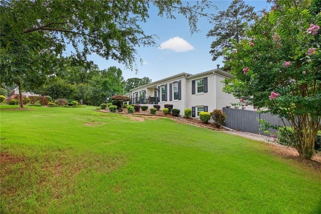 2982 Northbrook Drive - Photo 39