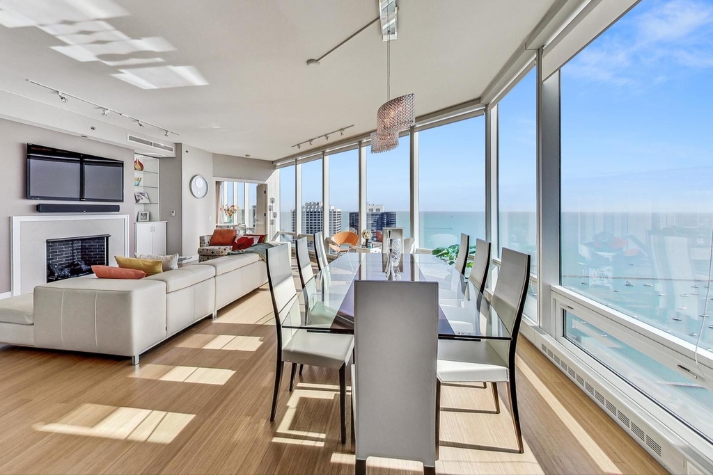 340 E Randolph Street - Photo 8