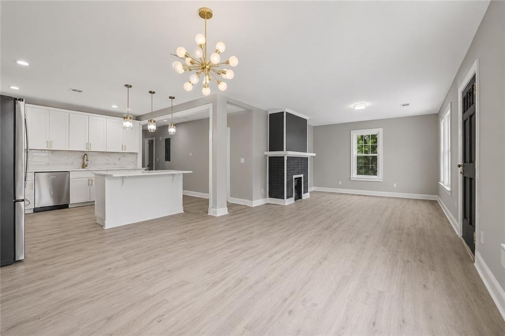 1658 Temple Avenue - Photo 3