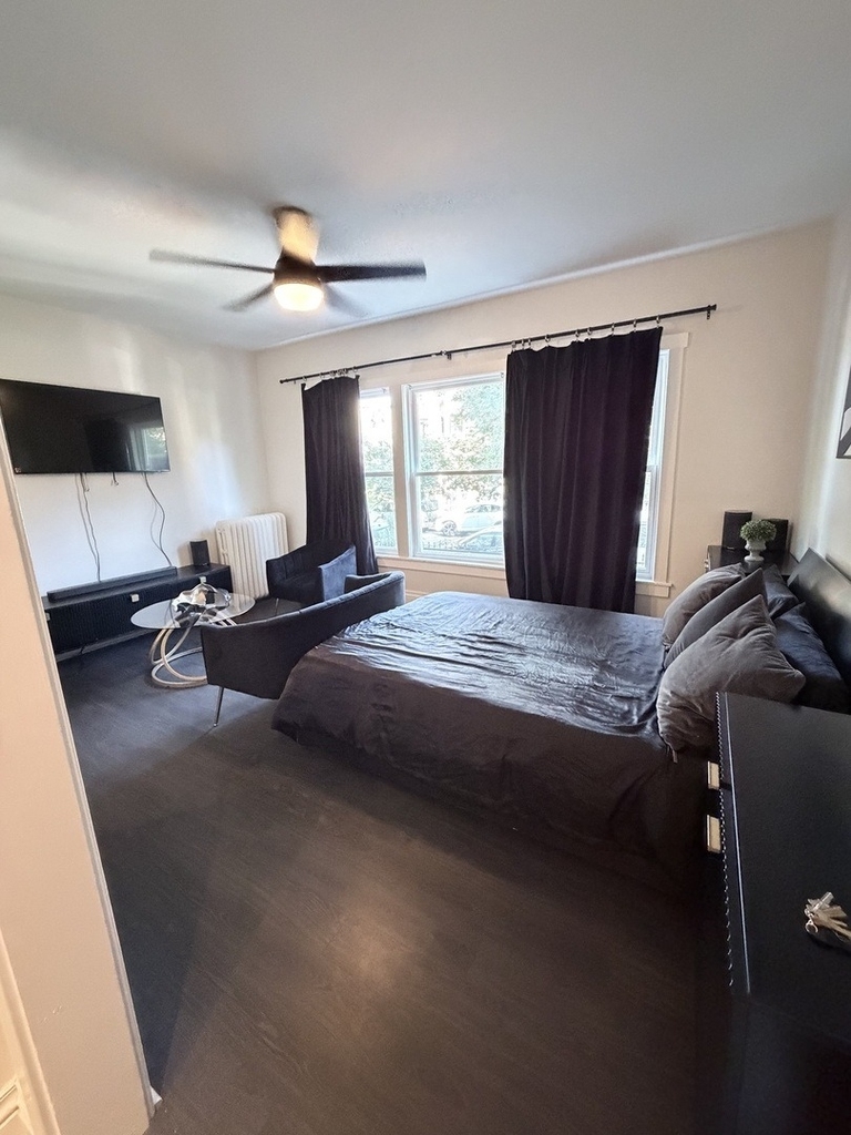 1709 W Wallen Avenue - Photo 2