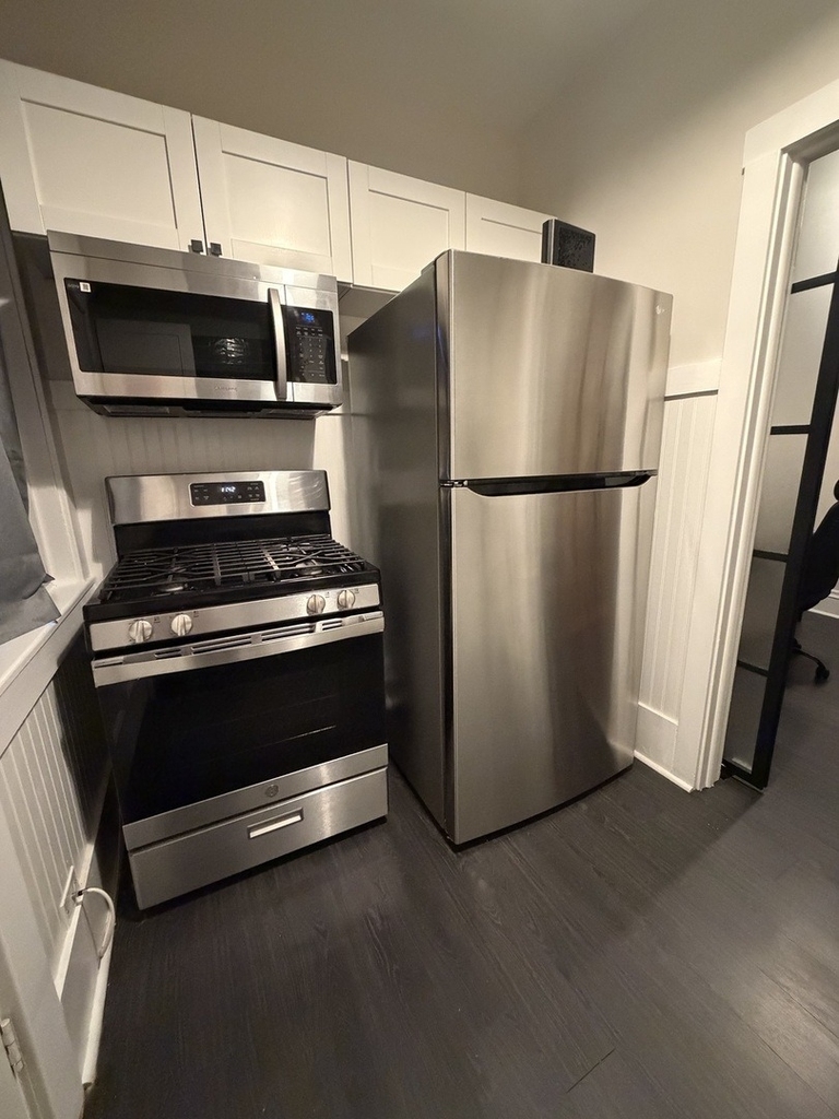 1709 W Wallen Avenue - Photo 3