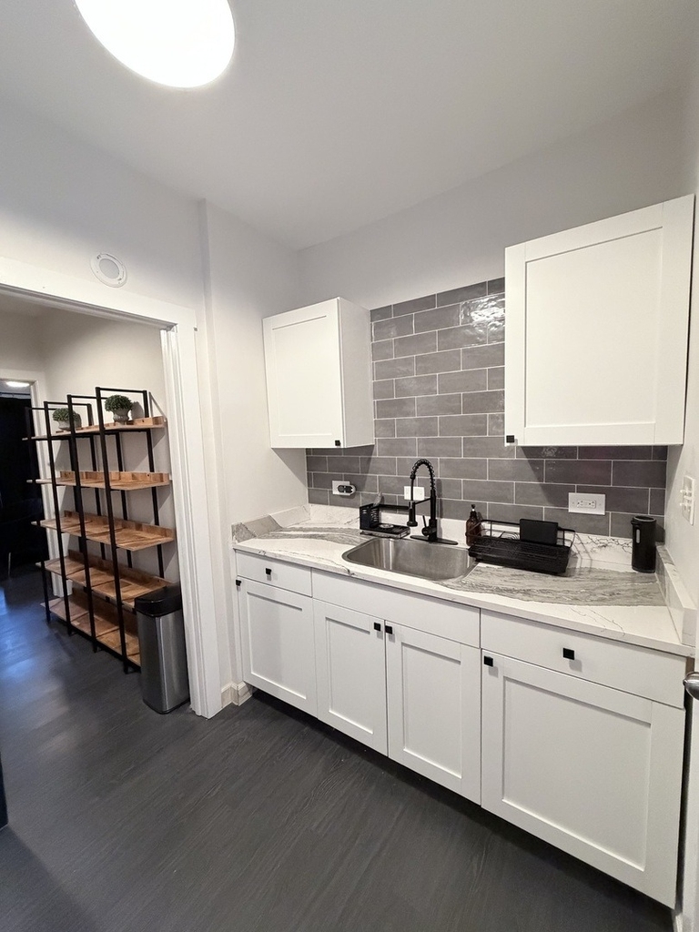 1709 W Wallen Avenue - Photo 4