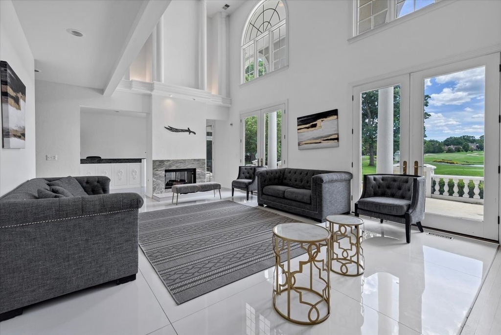 4206 Royal Fox Drive - Photo 3