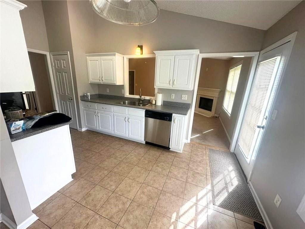 2743 Sam Calvin Drive - Photo 5