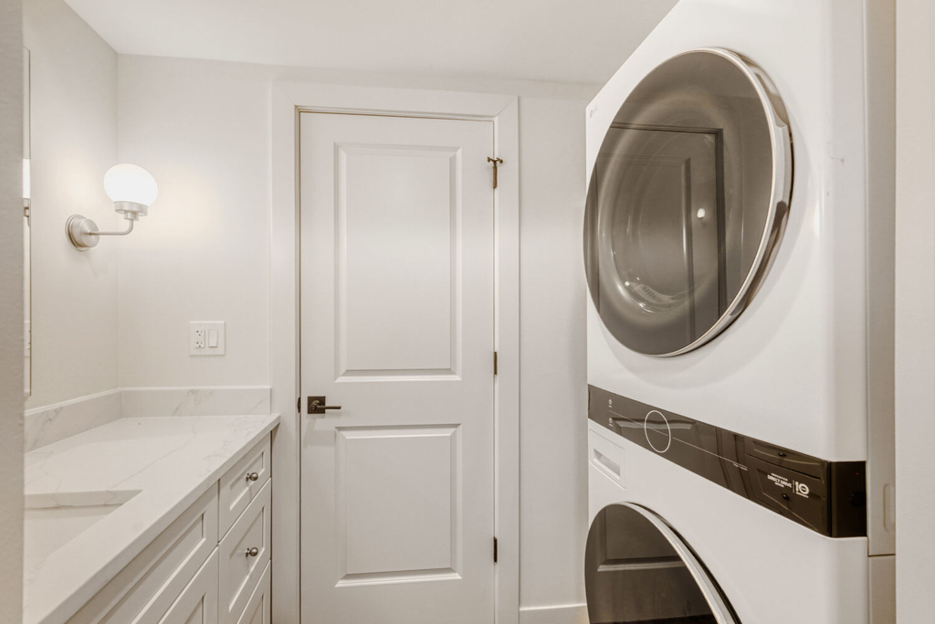 785 Pershing Avenue - Photo 11