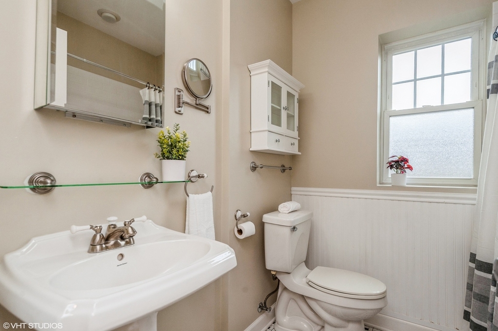 1615 Monroe Street - Photo 7