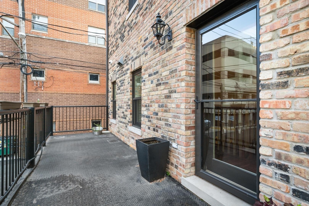 116 W Chestnut Street - Photo 20