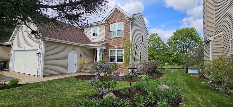 450 Rosewood Crossing - Photo 0