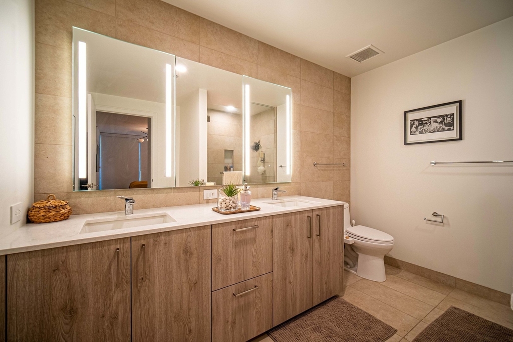 211 N Harbor Drive - Photo 8