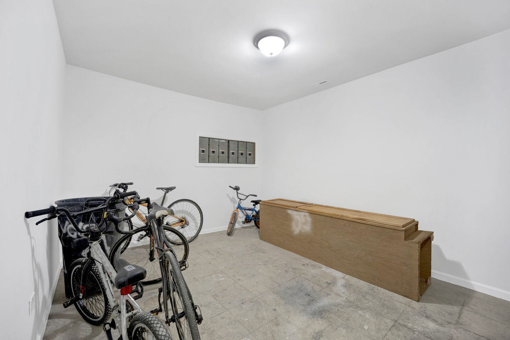 2152 W 21st Street - Photo 17