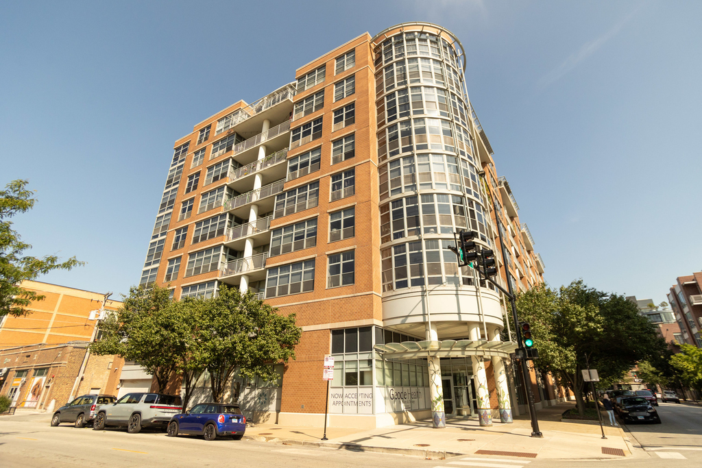 1200 W Monroe Street - Photo 0