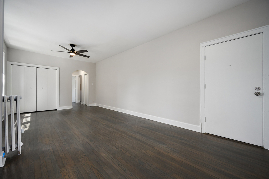 1206 W 83rd Street - Photo 3