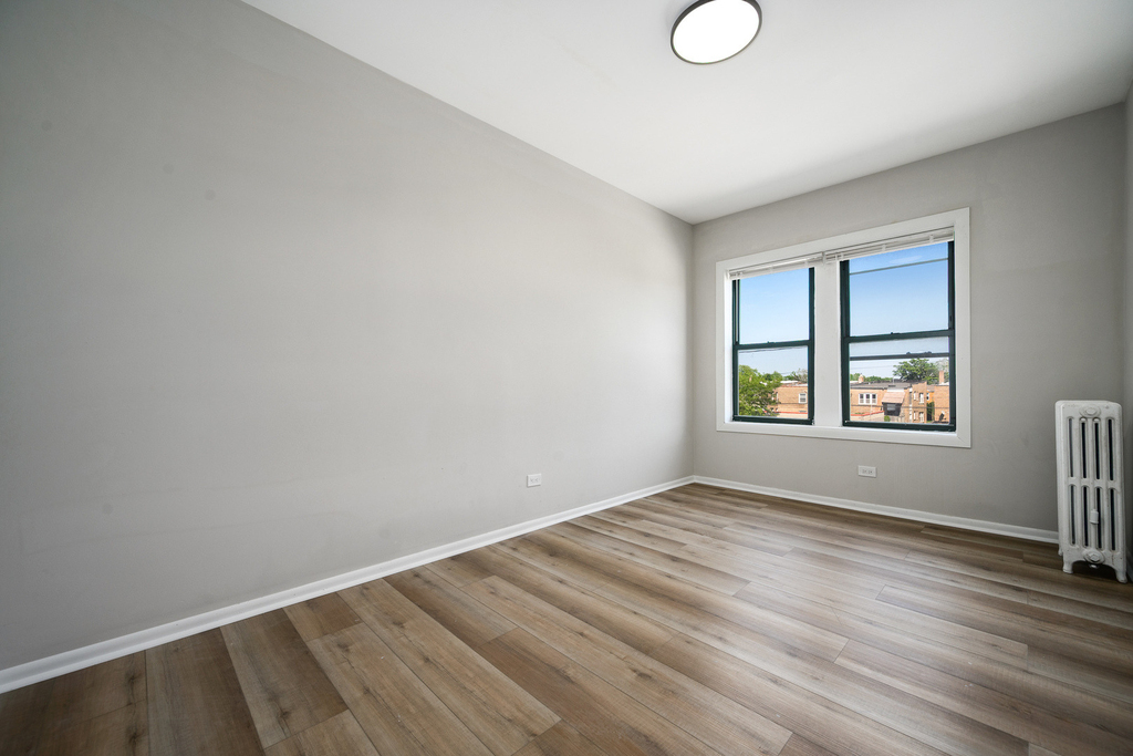1206 W 83rd Street - Photo 32