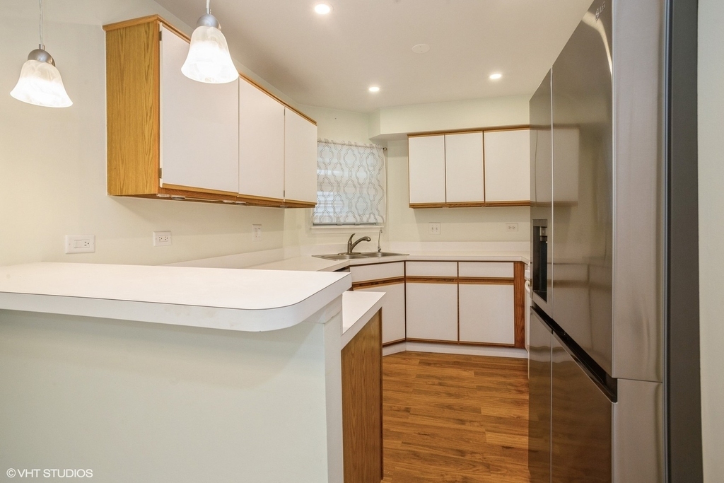 1051 Rockport Drive - Photo 3