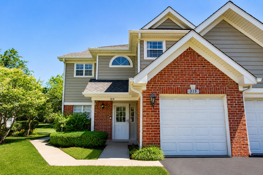 313 Sheffield Drive - Photo 1