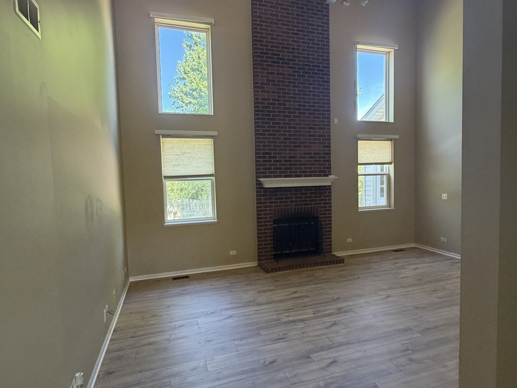 575 Capital Lane - Photo 8