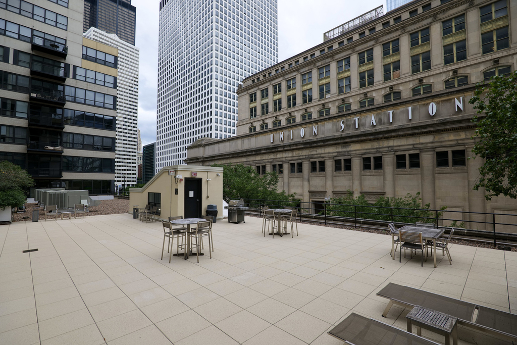 130 S Canal Street - Photo 23