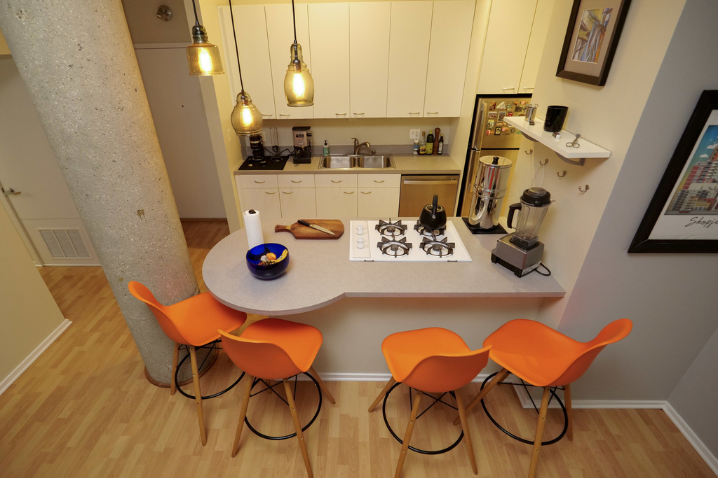 130 S Canal Street - Photo 3
