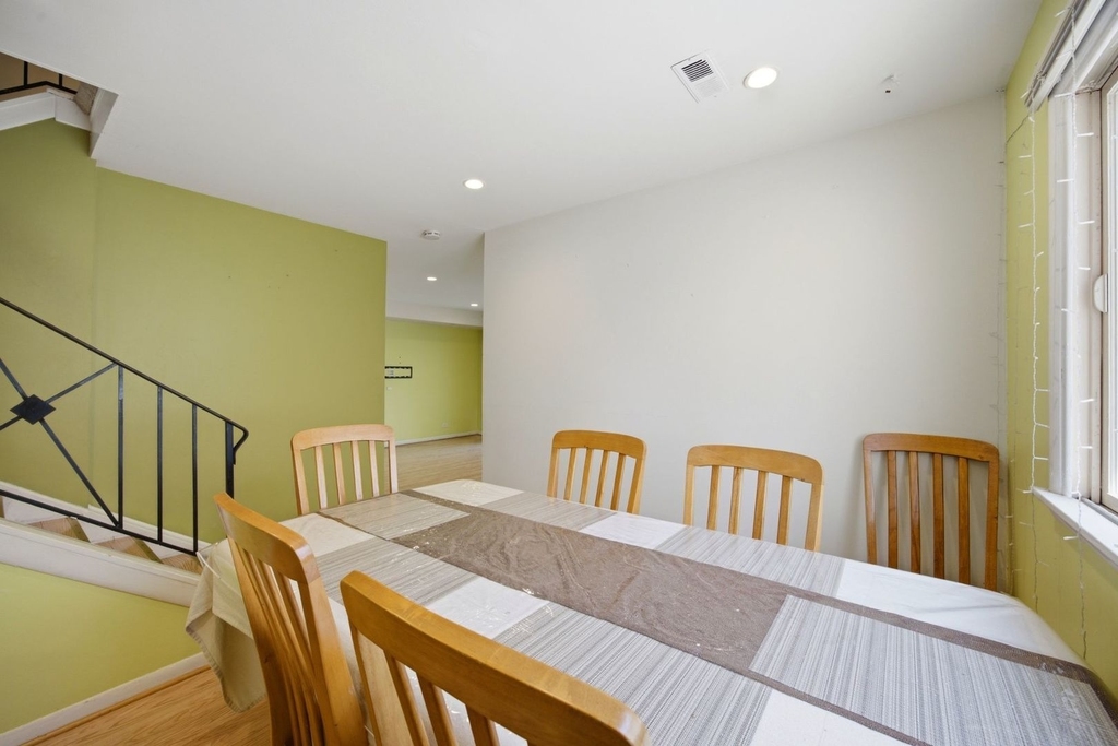 1142 Brighton Place - Photo 8