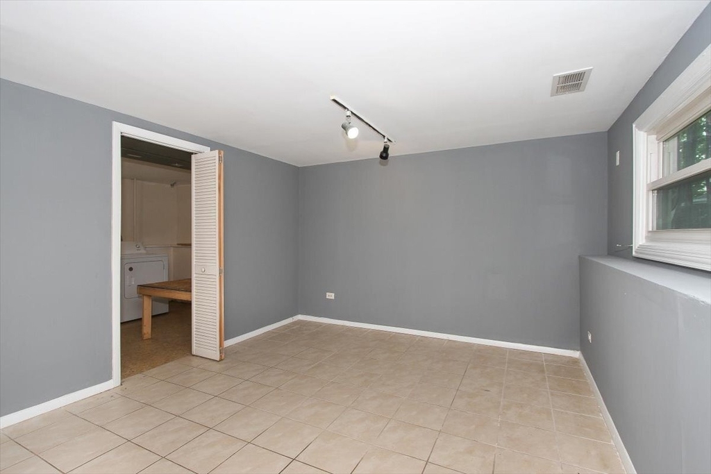 883 Hastings Lane - Photo 10