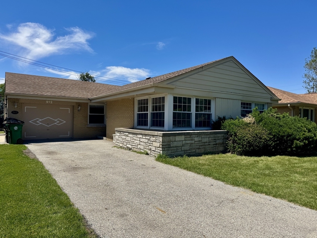 912 N Greenwood Avenue - Photo 0
