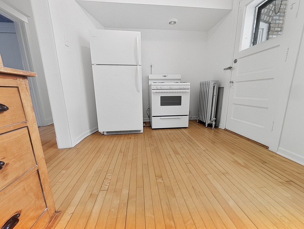 1302 W Rosemont Avenue - Photo 25