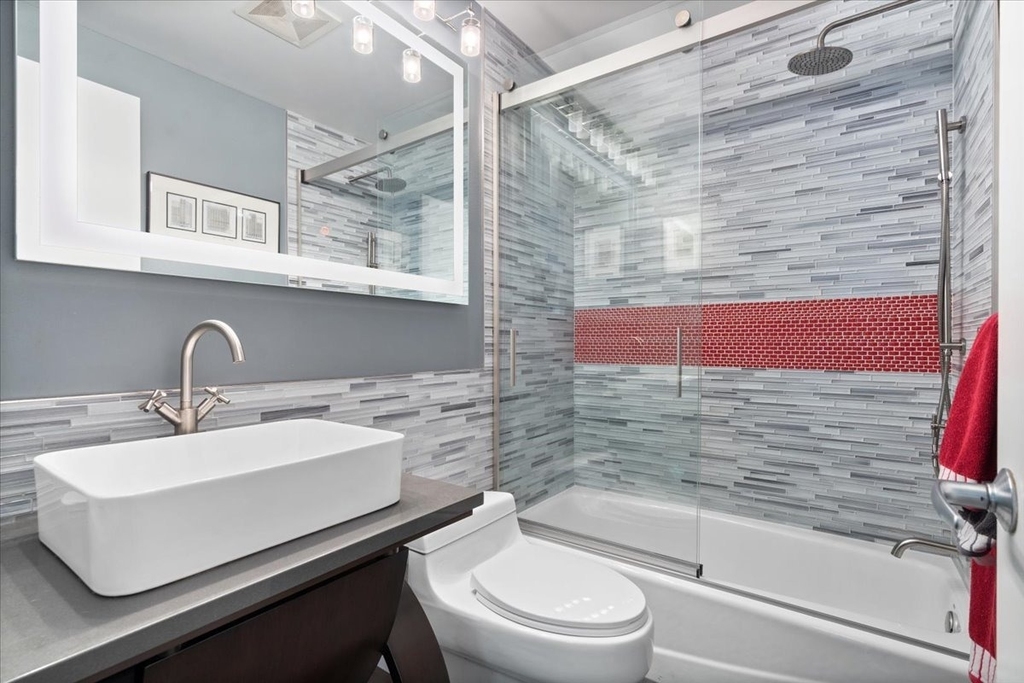 447 N Mcclurg Court - Photo 35
