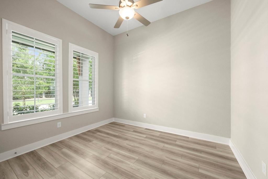 311 Pilazzo Street - Photo 19