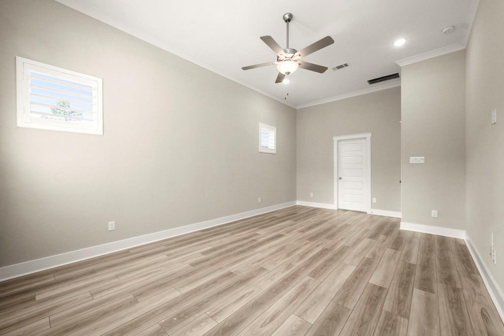 311 Pilazzo Street - Photo 14