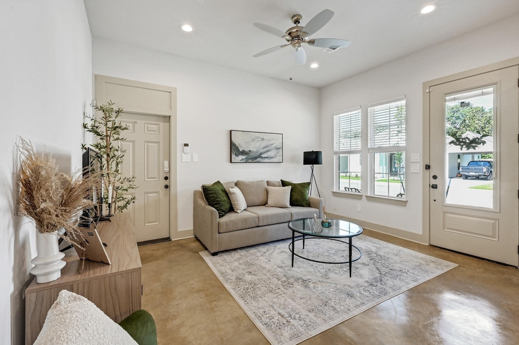 33455 Buckshot Lane - Photo 4