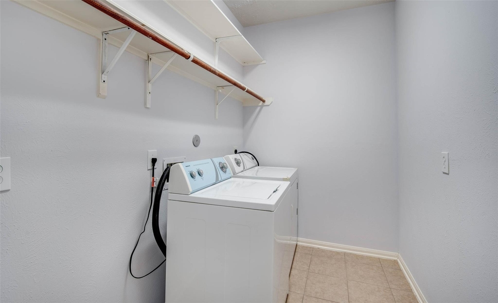 9323 Hillhaven Court - Photo 33