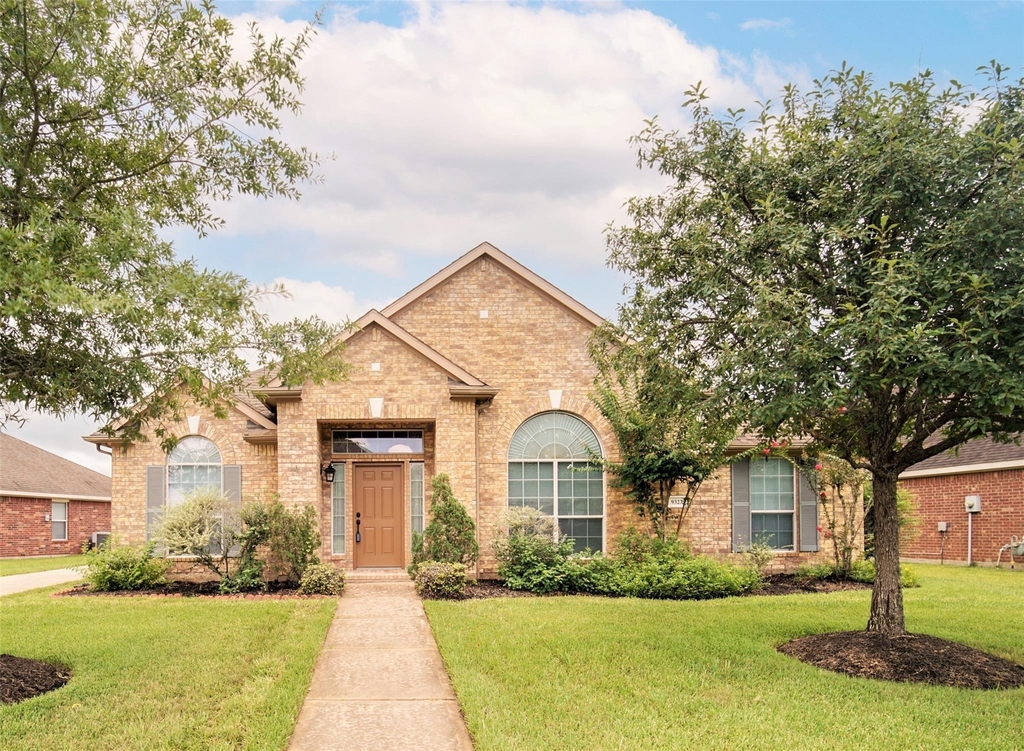 9323 Hillhaven Court - Photo 0