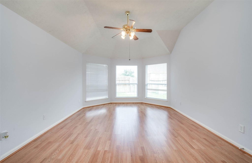 9323 Hillhaven Court - Photo 21
