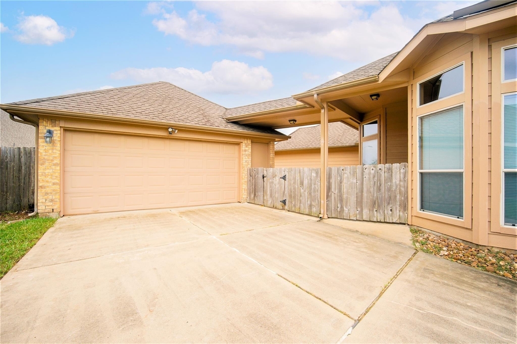 9323 Hillhaven Court - Photo 35