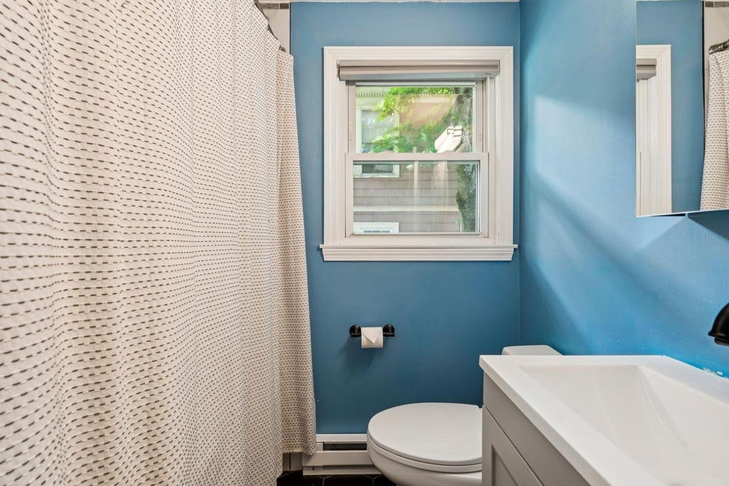 842 Beech - Photo 12