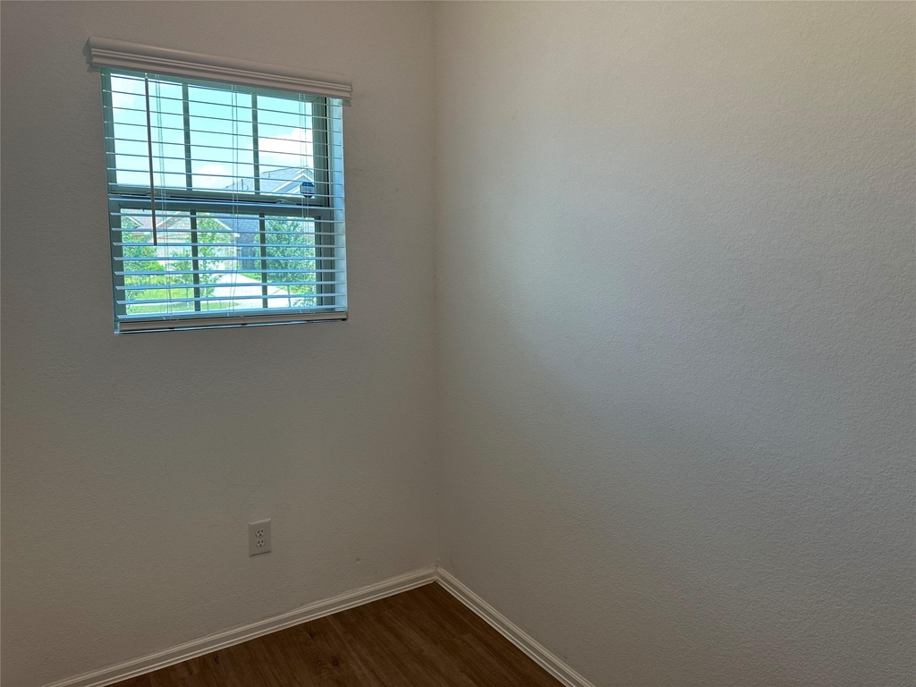 6210 Russett Elm Court - Photo 10