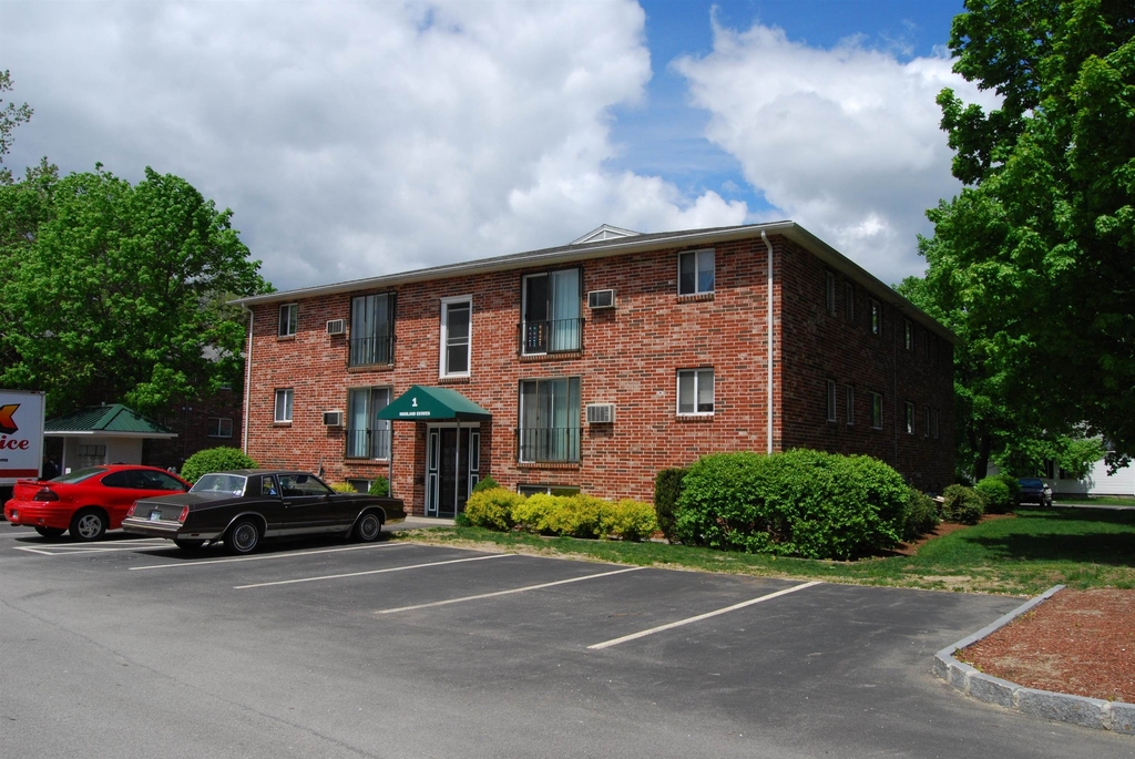 93 West - Photo 1