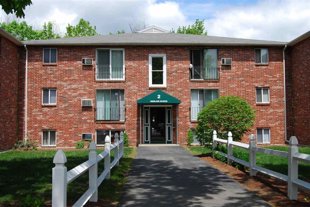 93 West - Photo 0