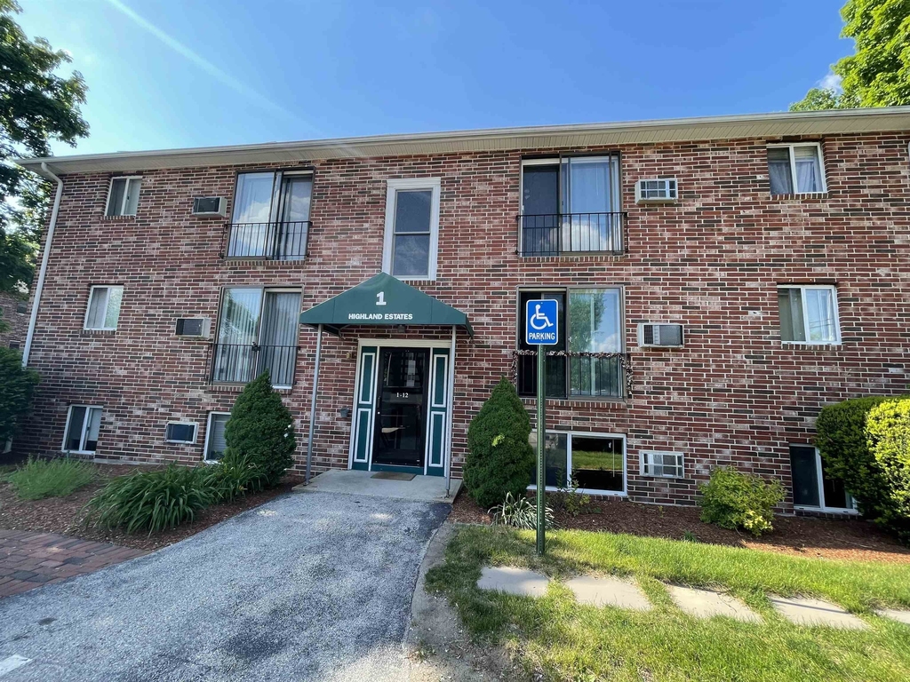 93 West - Photo 2