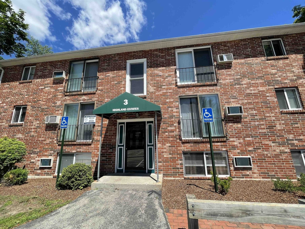 93 West - Photo 4