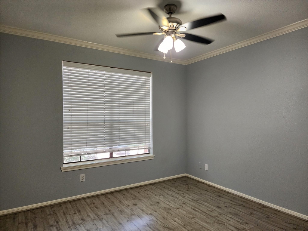 2255 Braeswood Park Drive - Photo 10