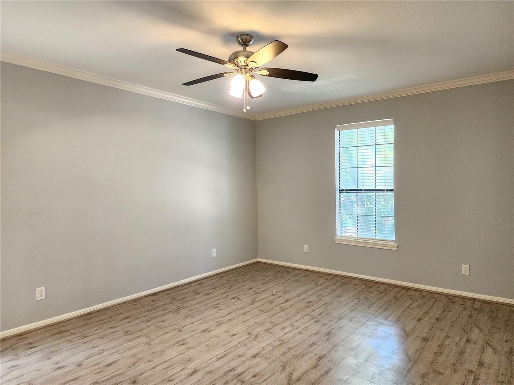 2255 Braeswood Park Drive - Photo 14