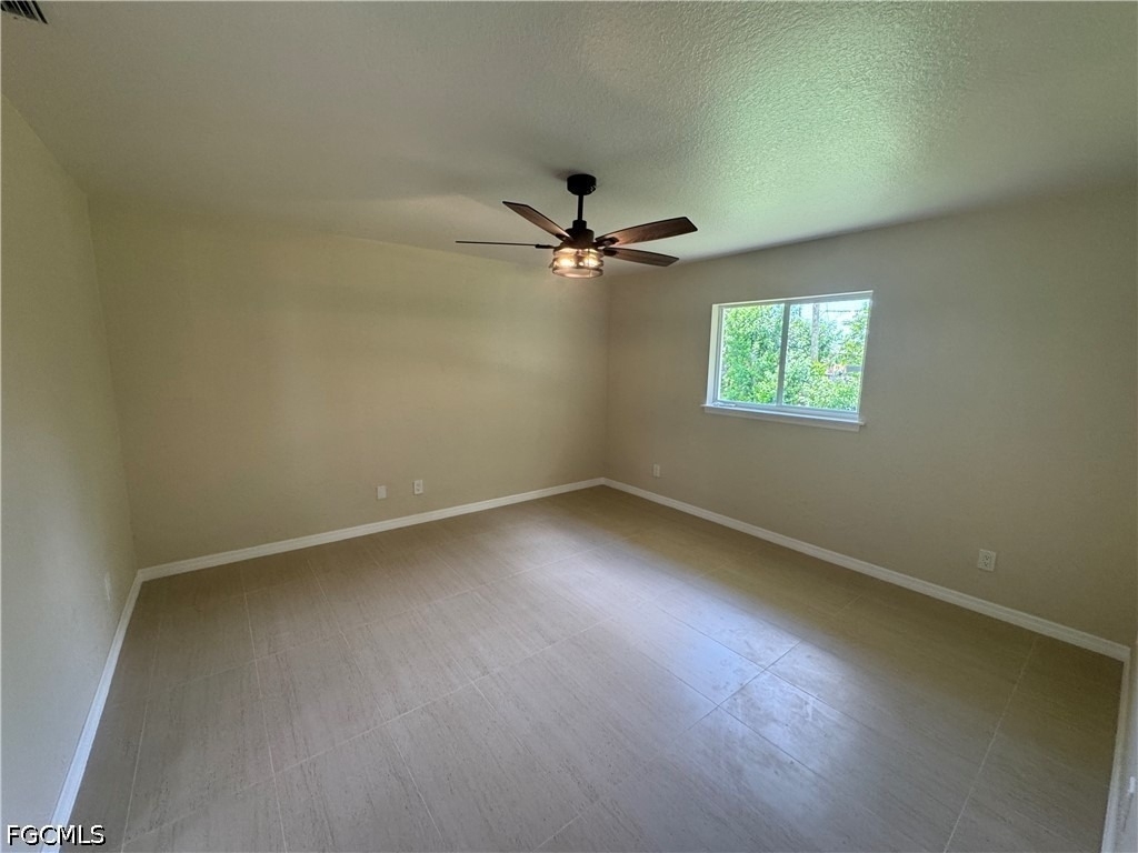 4426 Sw Santa Barbara Place - Photo 6